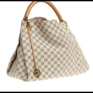 Louis Vuitton Artsy Damier MM hobo